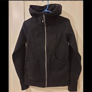 Lululemon Zip up hoodie in size 4